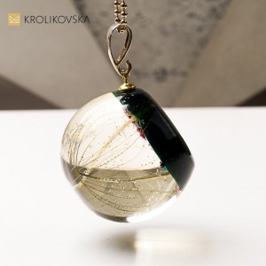 Biżuteria na święta prezent dla niej – elegancki naszyjnik inspirowany naturą.