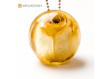 Naszyjnik prezent dla niej z wrzosem – delikatny, artystyczny styl.