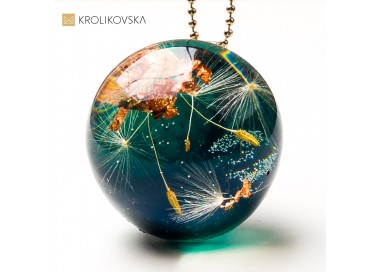 Naszyjnik, Kula Natury w Żywicy – Roślinna Biżuteria Artystyczna.