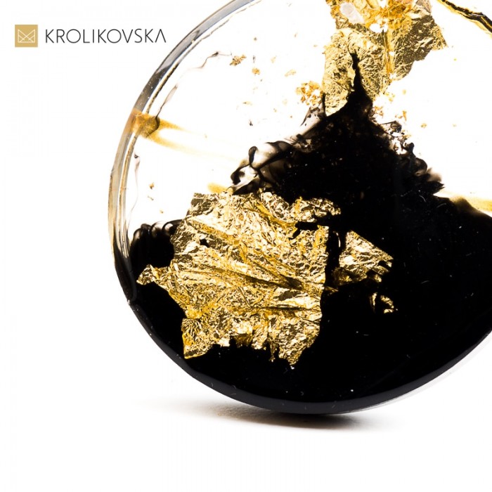 Naszyjnik Black & Gold – minimalistyczny naszyjnik czarno-złoty, idealny dodatek do każdej stylizacji.