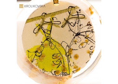Naszyjnik z Ilustracją Sukni – artystyczna biżuteria z duszą