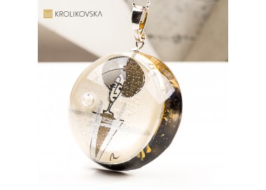 Naszyjnik z Autorską Ilustracją – Biżuteria Premium Handmade