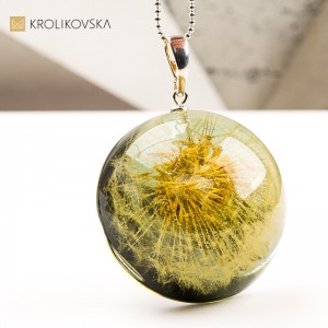 Naszyjnik kula z dmuchawcem symbol natury i równowagi handmade