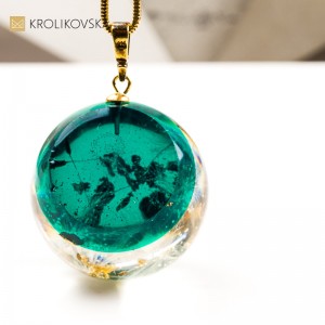 Naszyjnik kula z rośliną biżuteria dla dziewczyny handmade