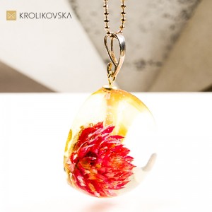 Naszyjnik kula z rośliną prezent świąteczny handmade