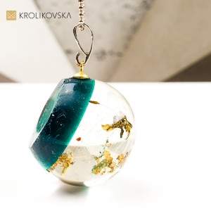 Naszyjnik kula, biżuteria artystyczna dla natury kobiety