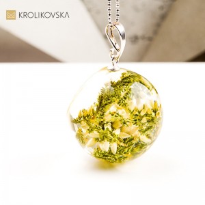 Naszyjnik kula z wrzosem biżuteria artystyczna symbol natury