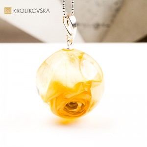 Naszyjnik kula, biżuteria handmade na prezent świąteczny.
