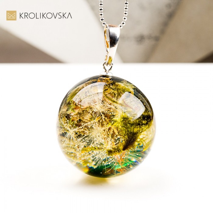 Naszyjnik kula z mchem biżuteria handmade prezent z natury