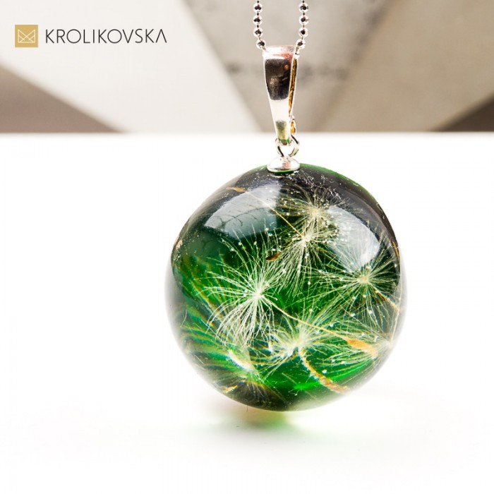Naszyjnik kula z kwiatem polnym prezent dla niej handmade