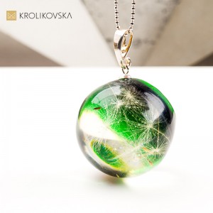 Naszyjnik kula z kwiatem polnym prezent dla niej handmade