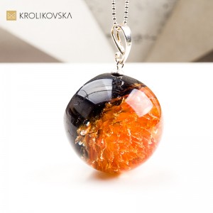 Naszyjnik kula, biżuteria artystyczna z natury handmade.