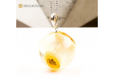 Naszyjnik kula z rośliną biżuteria artystyczna z natury handmade