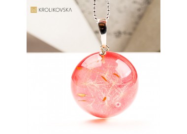 Naszyjnik kula, biżuteria symbol natury i spokoju.