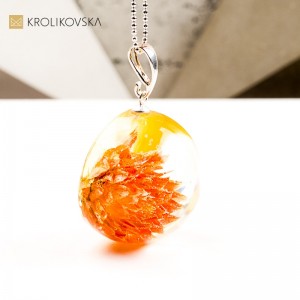 Naszyjnik kula z rośliną biżuteria artystyczna prezent handmade
