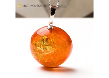 Naszyjnik z polnym kwiatem – biżuteria z natury