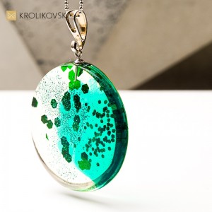 Naszyjnik zielony – elegancki dodatek prezentowy.