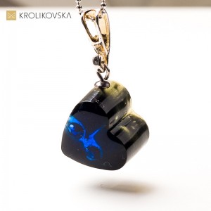 Biżuteria autorska z sercem– prezent dla miłośniczki sztuki