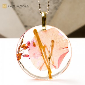 Biżuteria inspirowana sztuką , naszyjnik z żywicy.