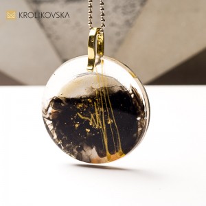 Oryginalny naszyjnik handmade, świąteczny symbol bliskości.