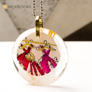 Biżuteria autorska, elegancki naszyjnik z żywicy.