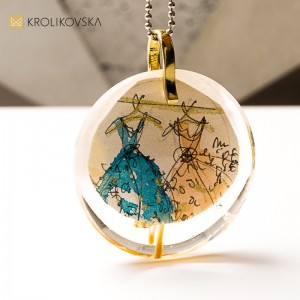 Biżuteria z żywicy, delikatny dotyk artyzmu.