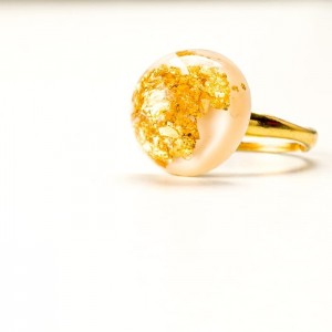 Pierścionek srebrny pozłacany.