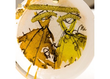 Biżuteria z żywicy, połączenie emocji i estetyki.