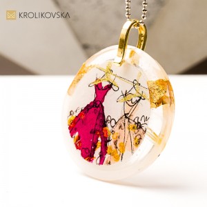 Naszyjnik handmade dla kobiety, która kocha modę.