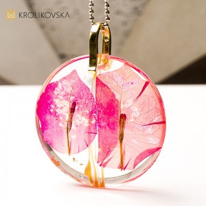 Biżuteria autorska, malarstwo przeniesione w biżuterię.