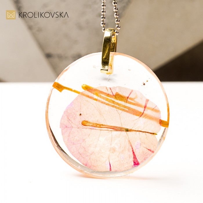 Naszyjnik handmade, zawieszka pełna emocji.