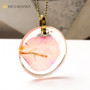 Biżuteria handmade, elegancki dodatek premium.