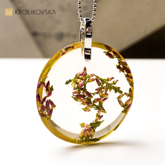 Biżuteria handmade, wyjątkowy prezent z kwiatami.