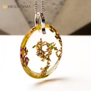 Biżuteria handmade, wyjątkowy prezent z kwiatami.