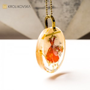 Artystyczna biżuteria na wyjątkowy prezent.