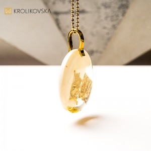 Biżuteria artystyczna dla kolekcjonerek.