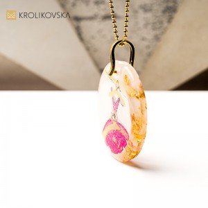 Unikatowa biżuteria tworzona ręcznie.