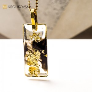 Biżuteria premium idealna na prezent.