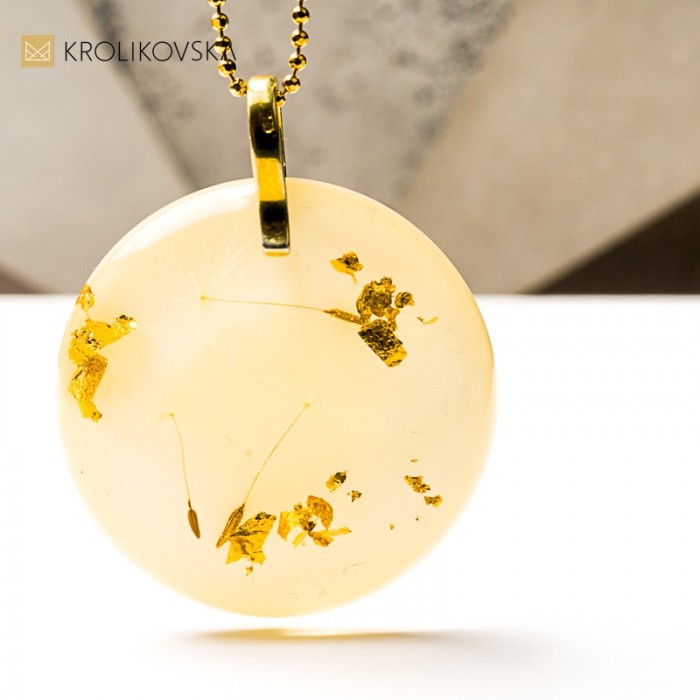Biżuteria handmade do eleganckich zestawów.