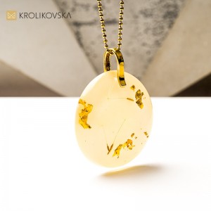 Biżuteria handmade do eleganckich zestawów.