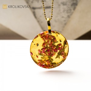 Biżuteria unikatowa jako symbol indywidualności.