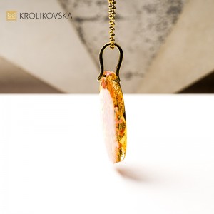 Biżuteria unikatowa jako symbol indywidualności.