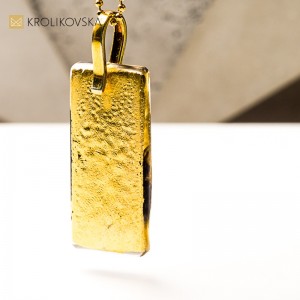 Biżuteria unikatowa dla kobiet niezależnych.1