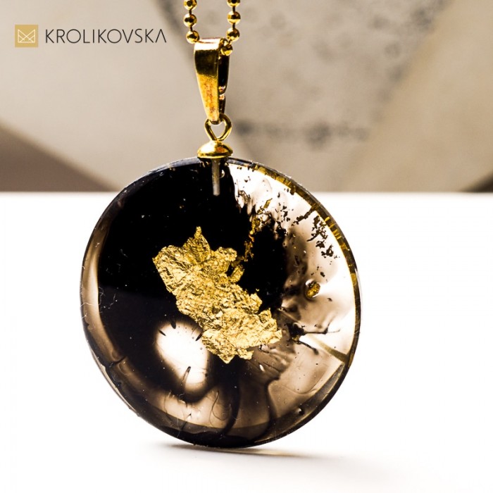 Elegancka biżuteria artystyczna premium.