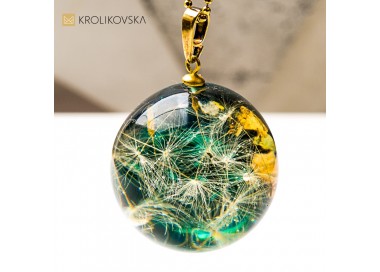 Biżuteria inspirowana malarstwem i naturą.