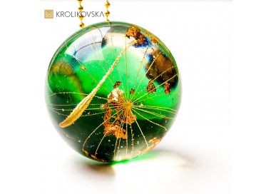 Unikatowa biżuteria dla kobiet ceniących sztukę.