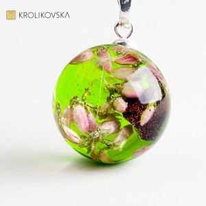 Polski design – naszyjnik z wrzosem.