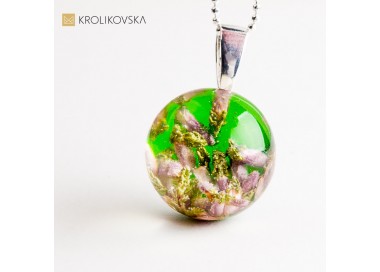 Naszyjnik z wrzoścem – subtelna elegancja