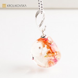 Biżuteria z kwiatami w żywicy, ręcznie wykonany prezent dla niej.