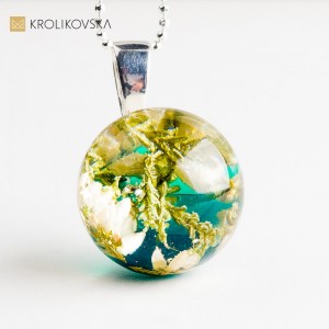 Naszyjnik z prawdziwym kwiatem w żywicy, artystyczna biżuteria dla niej.1